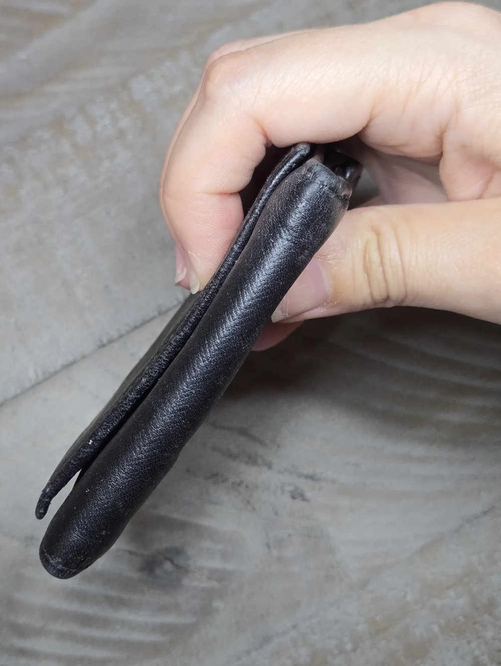 Prada Saffiano Trifold Wallet, Men's Or Women's - Picture 10 of 13